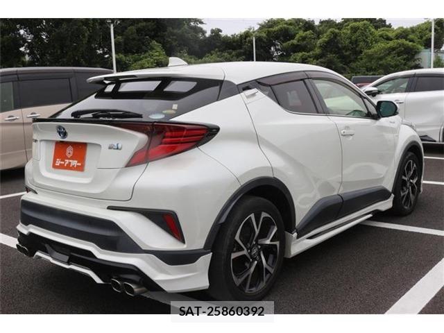 Toyota C-HR 2020-07 8626141-14