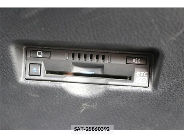 Toyota C-HR 2020-07 8626141-4