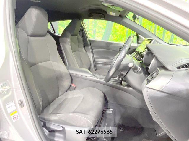 Toyota C-HR 2018-08 8626147-7