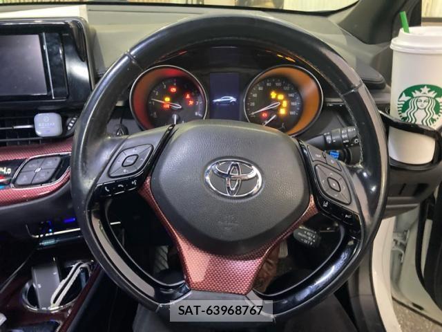 Toyota C-HR 2018-12 8626140-16