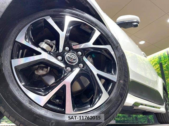 Toyota C-HR 2019-03 8626142-13