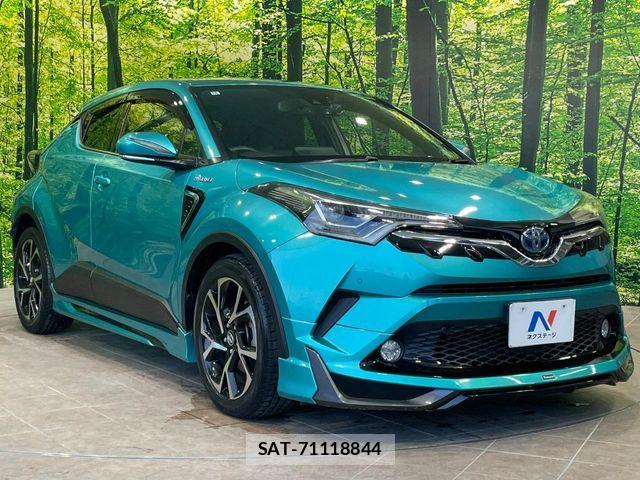 Toyota C-HR 2016-12 8658399-15