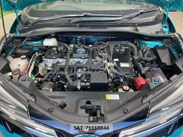 Toyota C-HR 2016-12 8658399-17