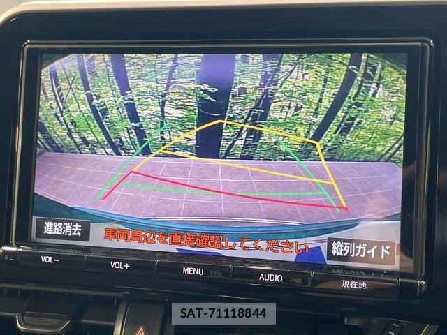 Toyota C-HR 2016-12 8658399-4