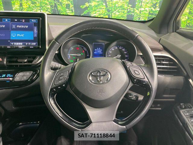 Toyota C-HR 2016-12 8658399-7