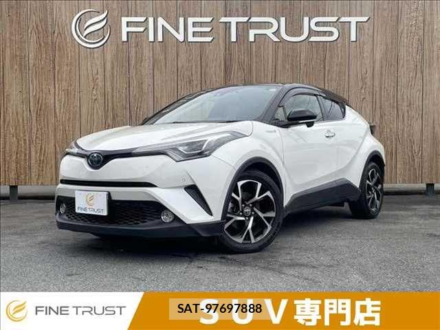 Toyota C-HR 2017-11 8658402-0