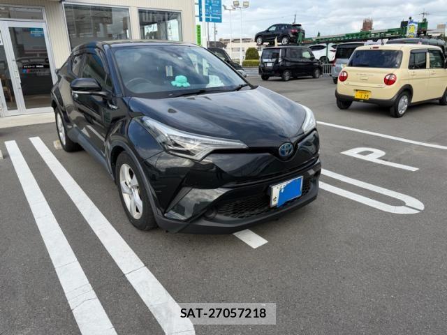 Toyota C-HR 2018-06 8658404-0