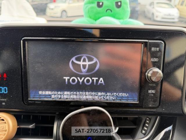 Toyota C-HR 2018-06 8658404-16