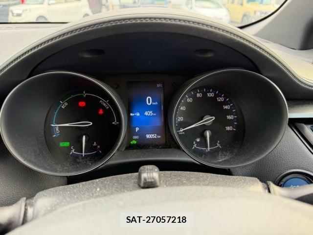 Toyota C-HR 2018-06 8658404-21