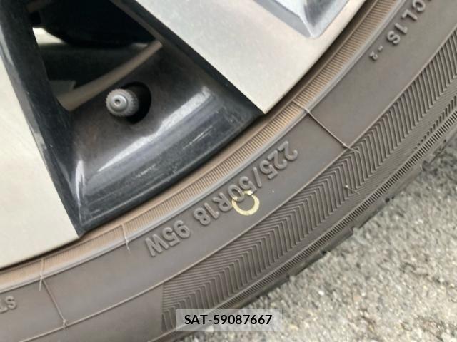 Toyota C-HR 2018-06 8658400-7