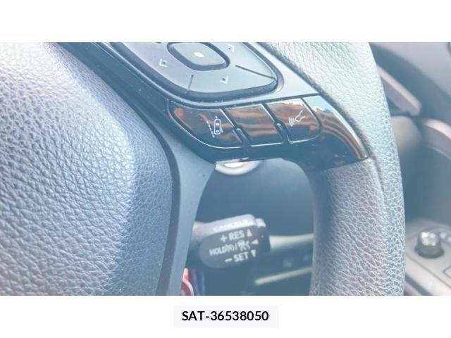 Toyota C-HR 2020-10 8658401-16