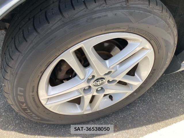 Toyota C-HR 2020-10 8658401-7