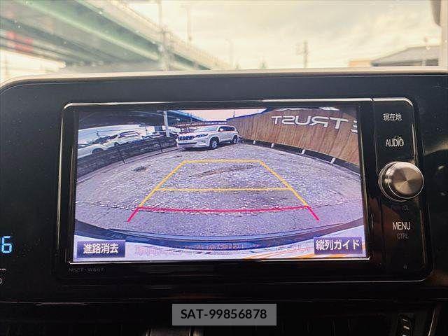 Toyota C-HR 2017-11 8665933-5