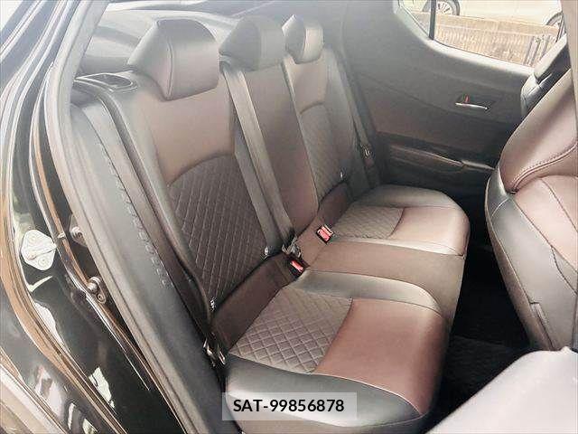 Toyota C-HR 2017-11 8665933-8