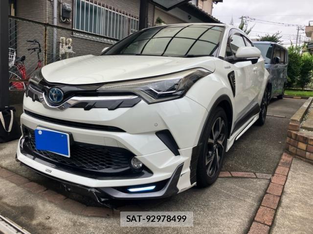 Toyota C-HR 2017-03 8658403-0