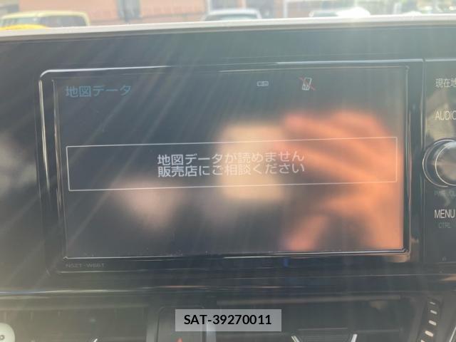 Toyota C-HR 2017-12 8665934-21