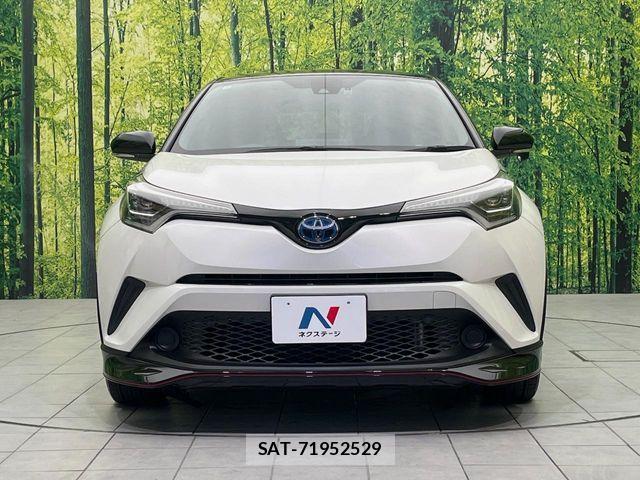 Toyota C-HR 2018-02 8658397-13