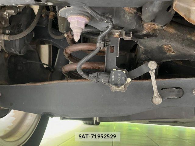 Toyota C-HR 2018-02 8658397-19