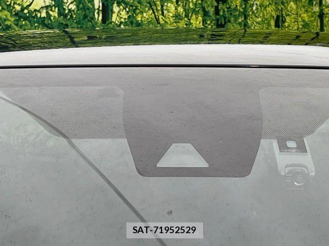 Toyota C-HR 2018-02 8658397-4