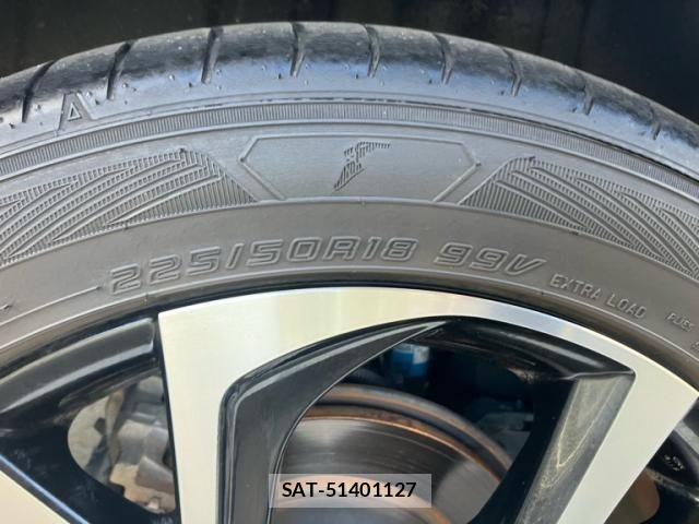 Toyota C-HR 2020-03 8658398-9