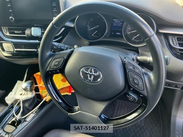 Toyota C-HR 2020-03 8658398-11