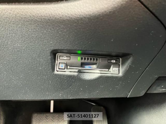 Toyota C-HR 2020-03 8658398-21