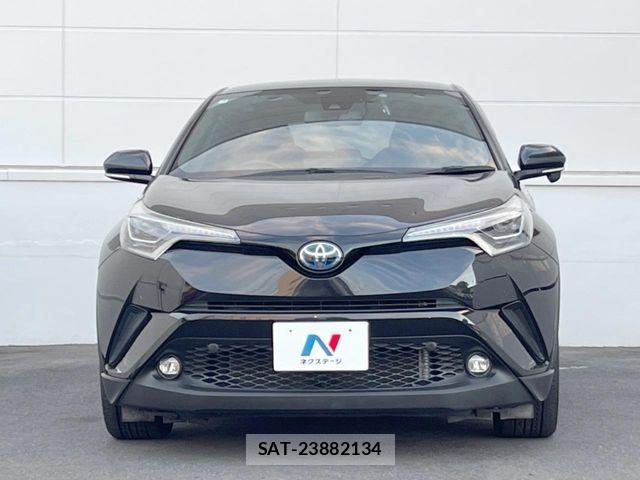 Toyota C-HR 2019-04 8665932-13