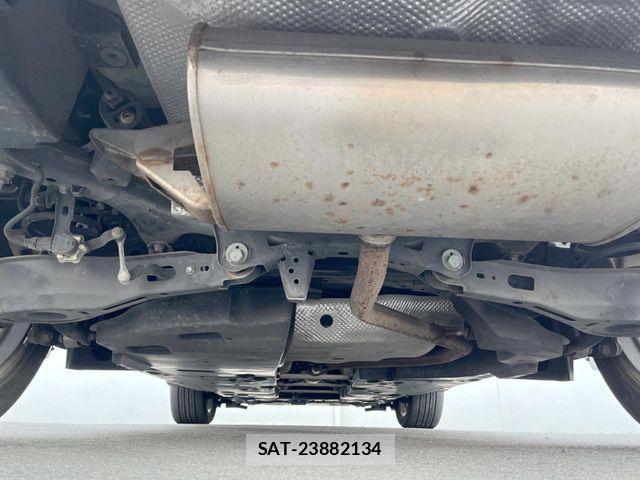 Toyota C-HR 2019-04 8665932-18