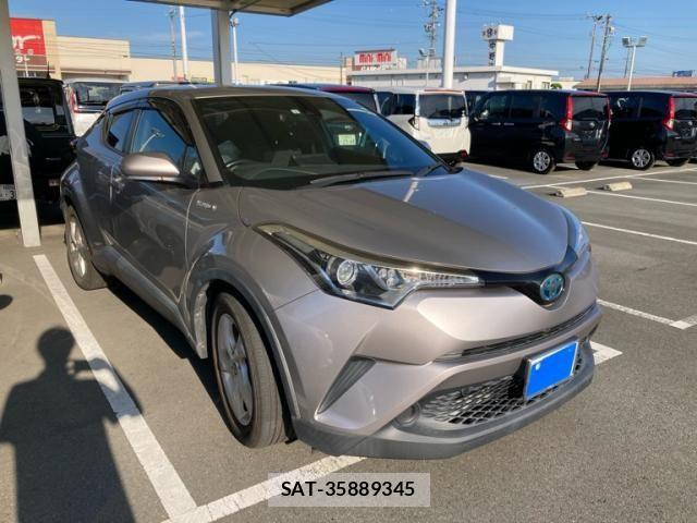 Toyota C-HR 2017-10 8665935-0