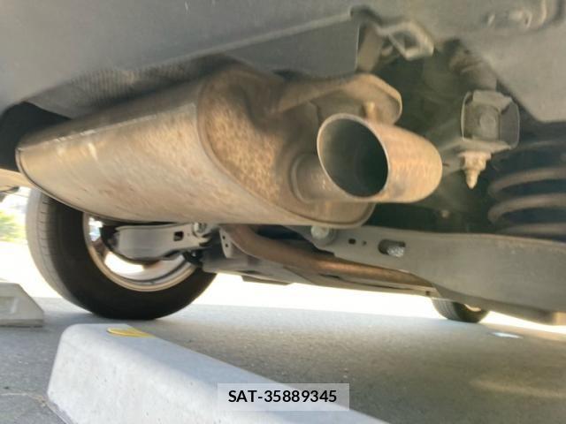 Toyota C-HR 2017-10 8665935-11