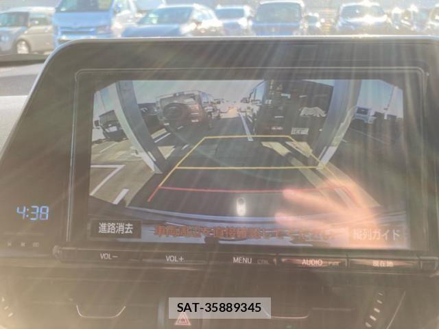Toyota C-HR 2017-10 8665935-20
