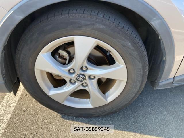 Toyota C-HR 2017-10 8665935-7