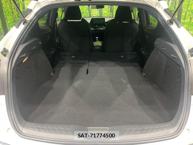 Toyota C-HR 2017-01 8685288-10