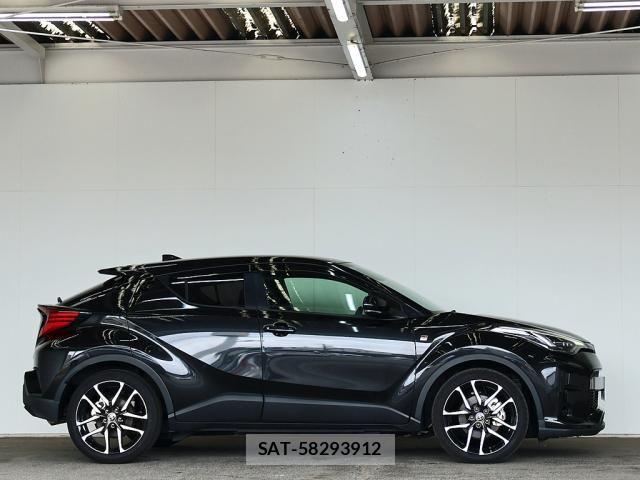 Toyota C-HR 2023-03 8685289-9