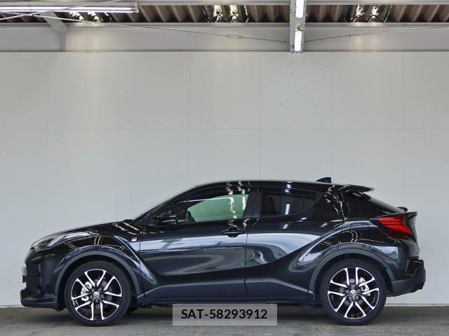Toyota C-HR 2023-03 8685289-10