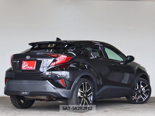 Toyota C-HR 2023-03 8685289-11