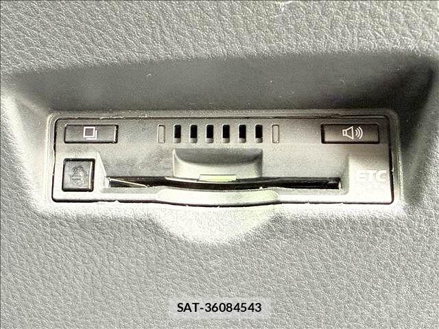 Toyota C-HR 2017-05 8685290-16