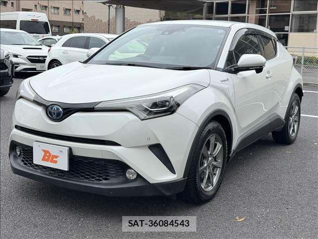 Toyota C-HR 2017-05 8685290-21