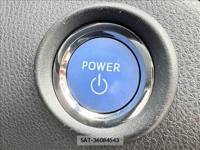 Toyota C-HR 2017-05 8685290-26