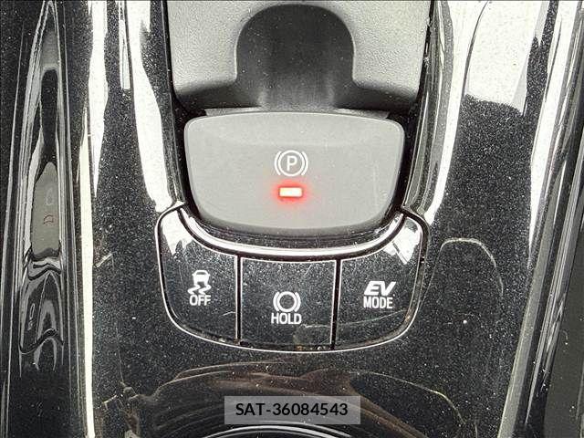 Toyota C-HR 2017-05 8685290-28