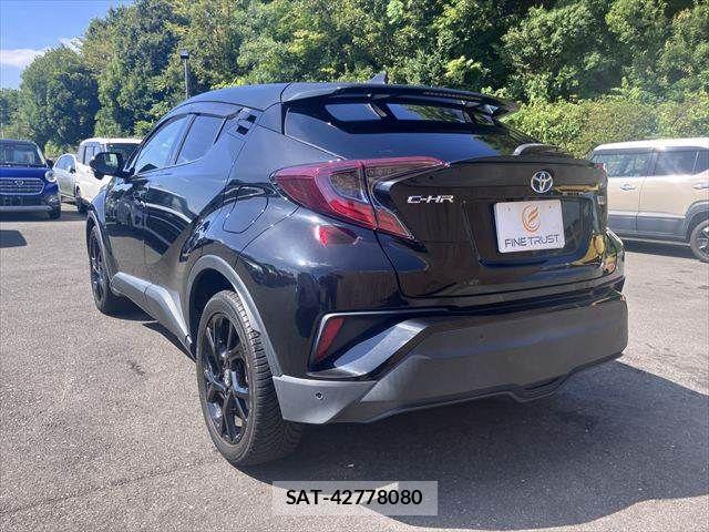 Toyota C-HR 2019-07 8685287-23