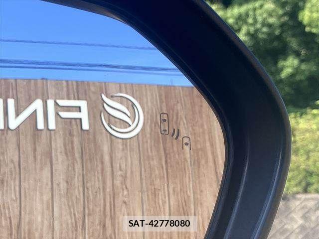 Toyota C-HR 2019-07 8685287-7
