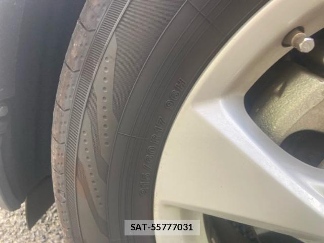Toyota C-HR 2017-05 8685293-12