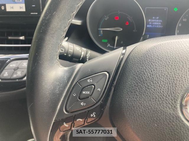 Toyota C-HR 2017-05 8685293-21