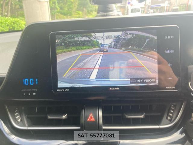 Toyota C-HR 2017-05 8685293-25