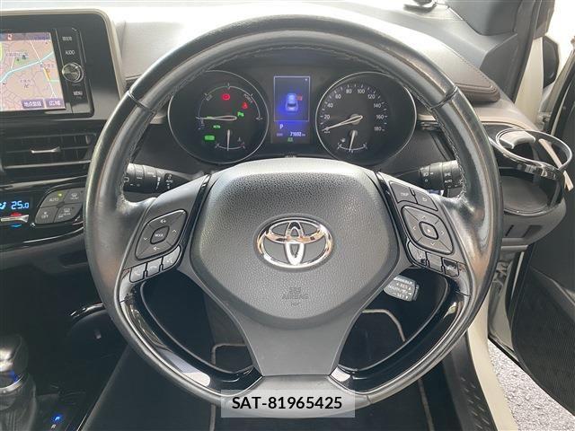 Toyota C-HR 2017-11 8741146-9