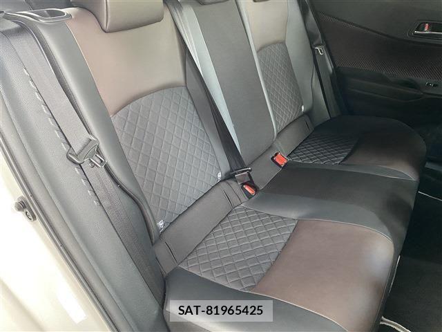 Toyota C-HR 2017-11 8741146-14