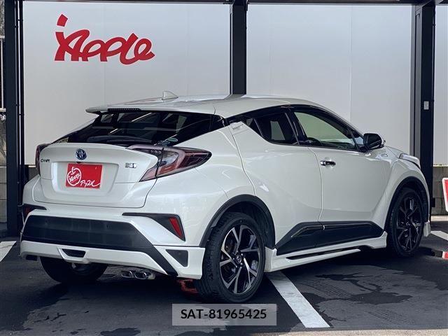 Toyota C-HR 2017-11 8741146-3