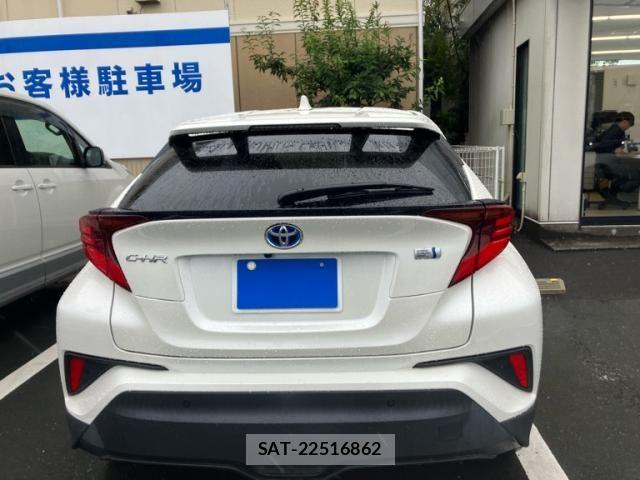 Toyota C-HR 2021-08 8741137-4