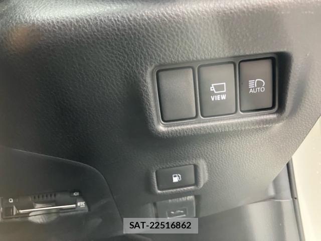 Toyota C-HR 2021-08 8741137-8